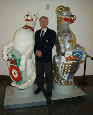 click to view larger image of the White Greyhound of Richmond and the Yale of Beaufort